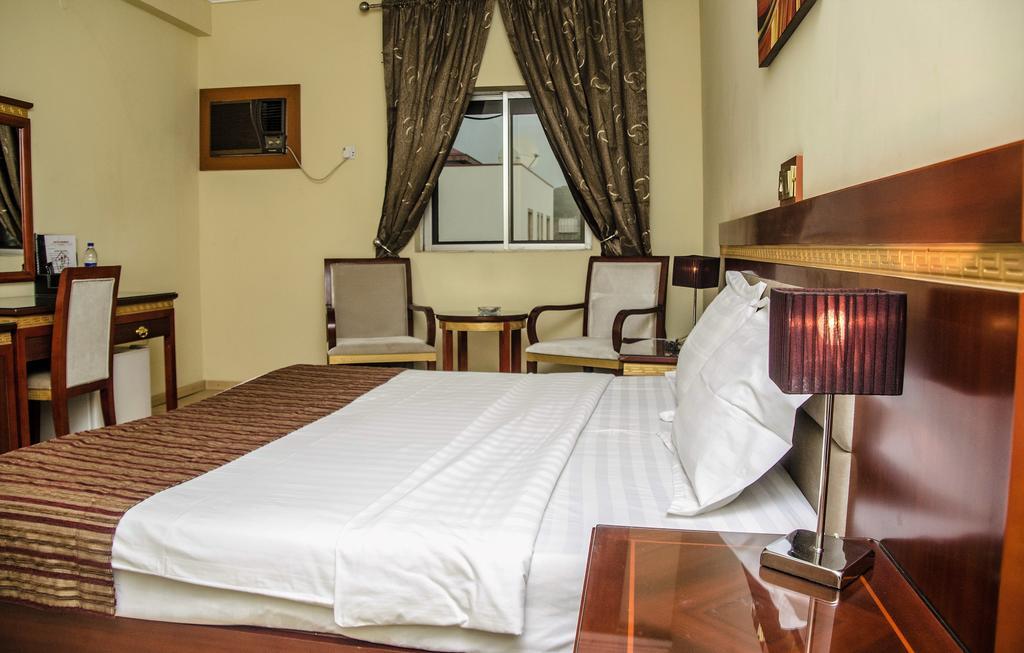 Hotel Rosebud Абуджа Экстерьер фото