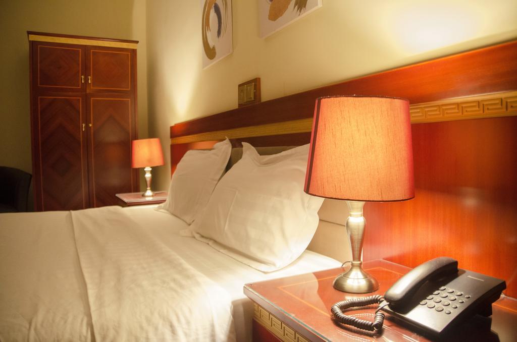 Hotel Rosebud Абуджа Экстерьер фото