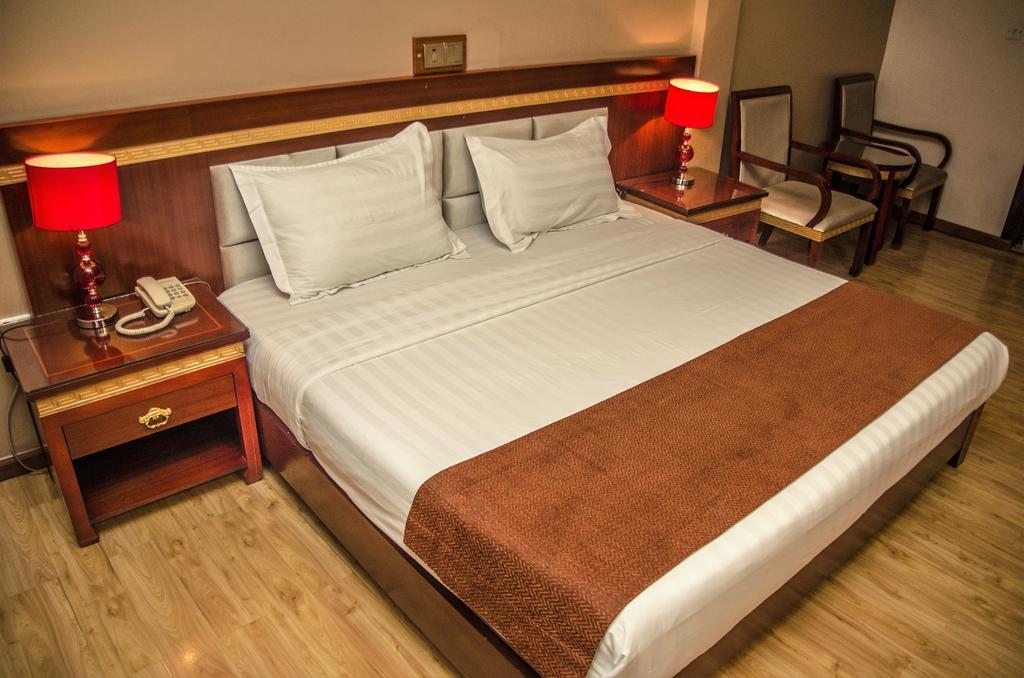 Hotel Rosebud Абуджа Экстерьер фото