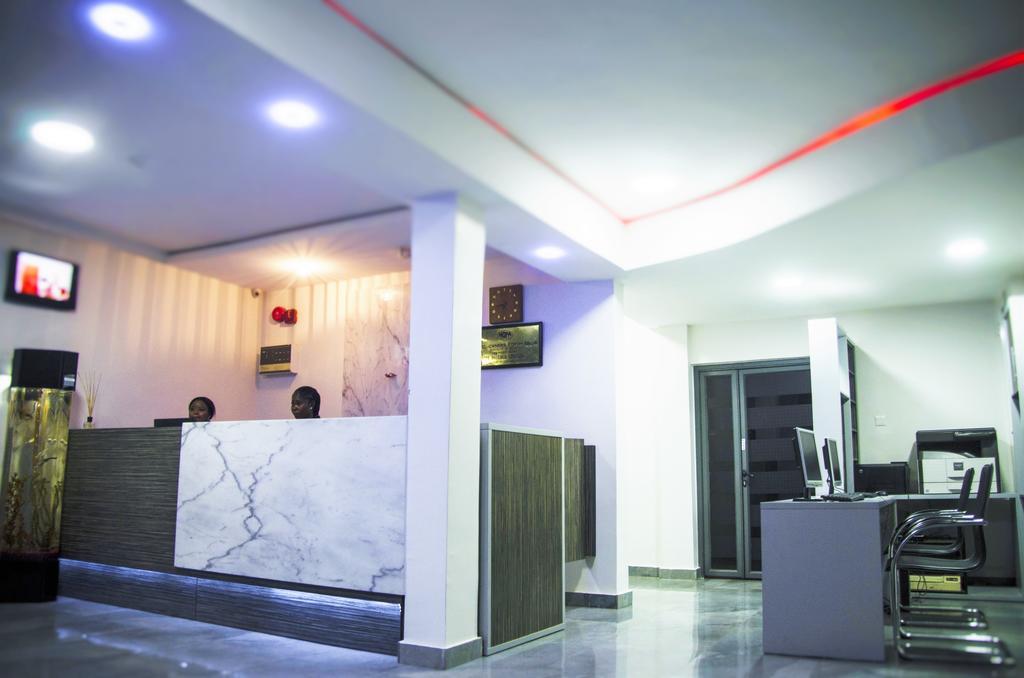 Hotel Rosebud Абуджа Экстерьер фото